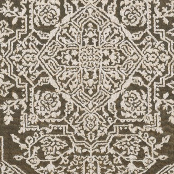 Homeroots 10' Elegant Power Loom Oriental Area Rug In Blue - Stain Resistant, Perfect For Kids And Pets! 8' Runner Polyester 575413