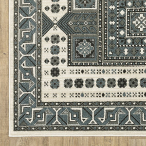 Homeroots 3' Gray Medallion Area Rug - Stylish, Stain-resistant, Perfect For Kids And Pets, Elevate Your Space! 2'3" X 7'6" Polypropylene,Polyester 575438