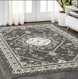 Homeroots 3' Gray Medallion Area Rug – Stylish, Stain-resistant Design To Elevate Your Living Space Decor 5' X 8' Polypropylene,Polyester 575439
