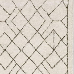 Homeroots 3' Stylish Ivory Geometric Area Rug – Stain Resistant, Soft Texture For A Cozy Home Atmosphere 8' Runner Polypropylene,Polyester 575448