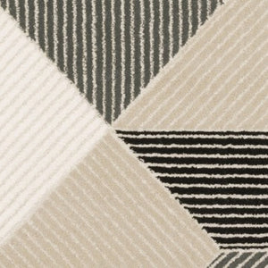 Homeroots 3' Gray Geometric Area Rug - Stylish, Stain-resistant Design For Modern Homes And Cozy Spaces 8' Runner Polypropylene,Polyester 575450