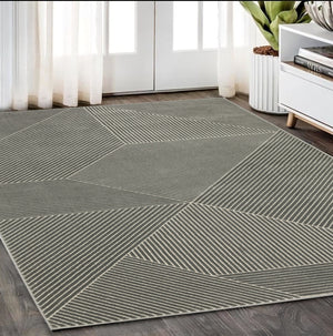 Homeroots 3' Gray Geometric Area Rug - Stylish, Stain-resistant Design For Modern Homes And Cozy Spaces 5' X 8' Polypropylene,Polyester 575451