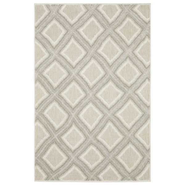 Homeroots 3' Gray Diamond Area Rug - Stain Resistant, Stylish Design Perfect For Homes With Kids And Pets 5' X 8' Polypropylene 575461
