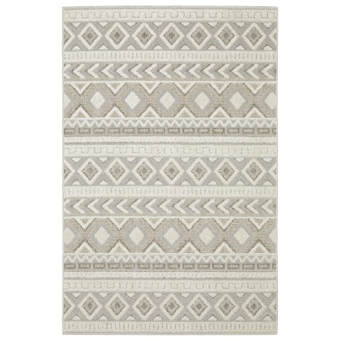 Homeroots 3' Gray Tribal Area Rug – Stylish Power Loom Design, Stain Resistant, Perfect For Any Home Decor 5' X 8' Polypropylene 575462