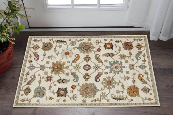 Homeroots 2' Ivory Oriental Area Rug - Stylish Power Loom Design, Stain Resistant, Perfect For Any Decor 2' X 3' Polypropylene 575507
