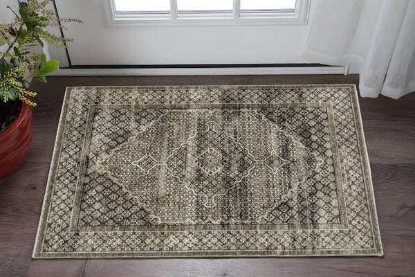 Homeroots 3' Gray Medallion Area Rug With Fringe – Stylish, Stain Resistant Design For Home & Pet Friendly Spaces 3' X 5' Polyester 575524