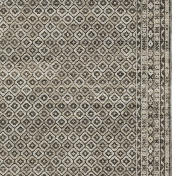 Homeroots 3' Gray Diamond Area Rug With Fringe - Stylish Stain-resistant Design For Home Décor & Comfort 3' X 5' Polyester 575525