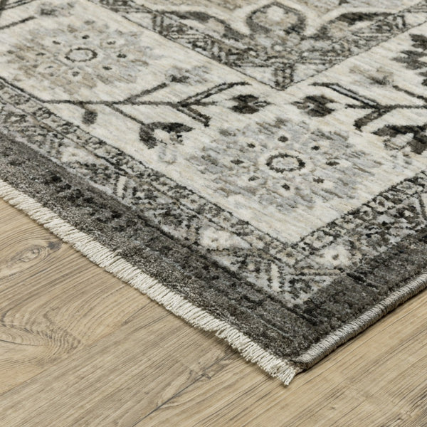 Homeroots 3' Stylish Gray Medallion Area Rug With Fringe - Perfect For Homes With Kids And Pets, Stain Resistant 3' X 5' Polyester 575531
