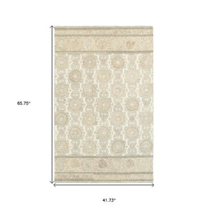 Homeroots 4' Elegant Hand-tufted Wool Floral Area Rug In Ash Gray - Perfect For Enhancing Your Living Space 4' X 6' Wool 575550