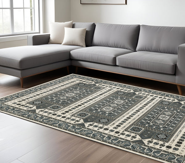Homeroots 3' Gray Medallion Area Rug - Stylish, Stain-resistant, Perfect For Kids And Pets, Elevate Your Space! 7' X 10' Polypropylene,Polyester 575604