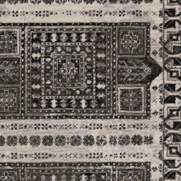 Homeroots 5' Ivory Oriental Area Rug With Charcoal Design And Fringe - Stain Resistant, Stylish Home Decor 8' Runner Polyester 575622