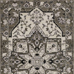 HomeRoots 5' Ivory and Gray Medallion Area Rug with Fringe – Timeless Style, Stain-Resistant, Perfect for Any Space 8' Runner 575631