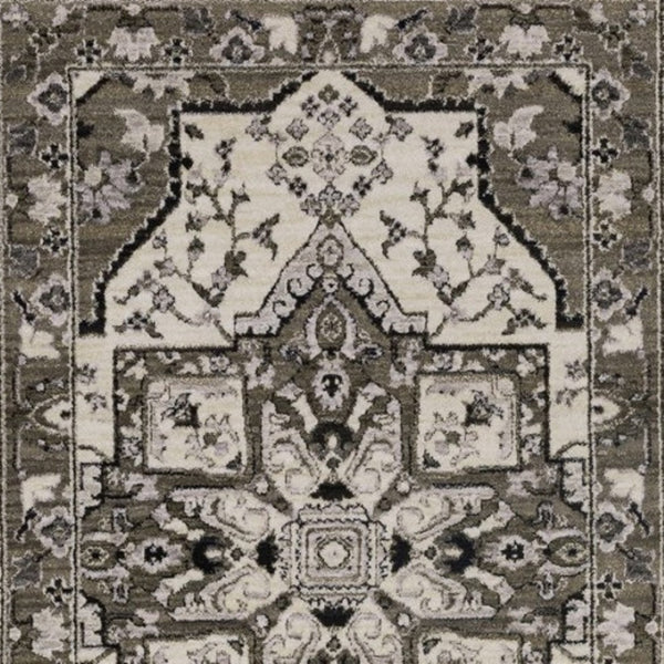 HomeRoots 5' Ivory and Gray Medallion Area Rug with Fringe – Timeless Style, Stain-Resistant, Perfect for Any Space 8' Runner 575631