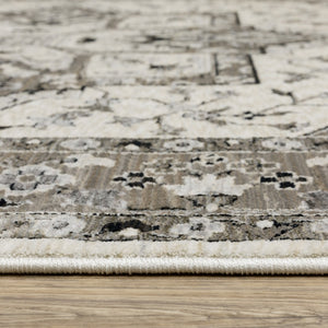 HomeRoots 5' Ivory and Gray Medallion Area Rug with Fringe – Timeless Style, Stain-Resistant, Perfect for Any Space 8' Runner 575631