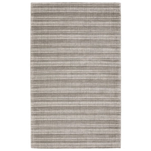 HomeRoots 5' Elegant Ivory and Gray Striped Hand-Tufted Area Rug for Modern and Transitional Home Decor 5' X 8' 575676