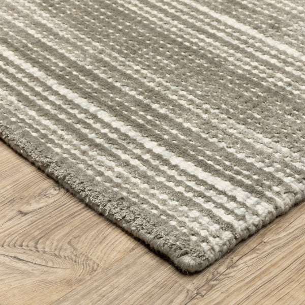 Homeroots 5' Ivory Striped Hand-tufted Area Rug - Add Elegant Texture And Style To Enhance Your Home Decor 5' X 8' Wool Blend 575676