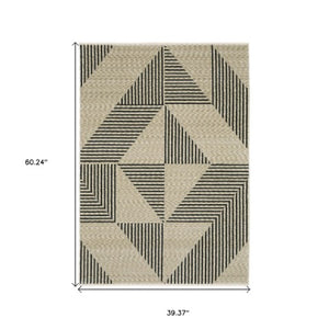 Homeroots 5' Beige Geometric Area Rug With Fringe - Stylish, Stain-resistant Design For Cozy Home Decor 3' X 5' Polyester 575686
