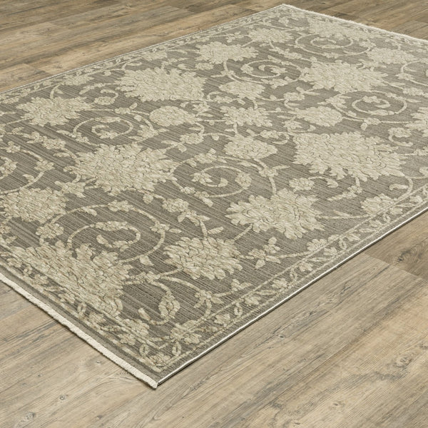 Homeroots 10' Stunning Floral Area Rug With Fringe - Stain Resistant, Perfect For Homes With Kids And Pets 3' X 5' Polyester 575696