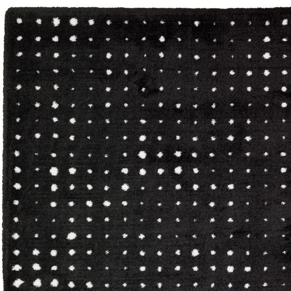 Homeroots 5' Artistic Brown Geometric Power Loom Area Rug – Stain Resistant, Perfect For Homes With Kids & Pets 8' Runner Polyester 575705