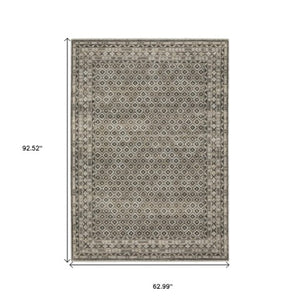 Homeroots 3' Gray Diamond Area Rug With Fringe - Stylish Stain-resistant Design For Home Décor & Comfort 5' X 8' Polyester 575746
