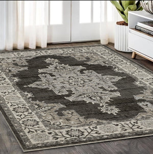 Homeroots 3' Stylish Gray Medallion Area Rug With Fringe - Perfect For Homes With Kids And Pets, Stain Resistant 5' X 8' Polyester 575748