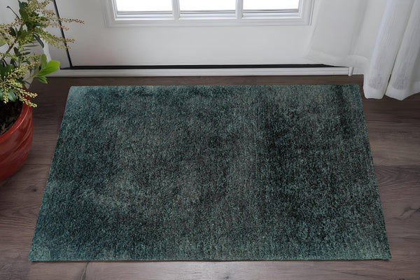 Homeroots 5' Luxurious Ivory Shag Hand-tufted Area Rug – Soft, Stain-resistant Comfort For Any Space 3' X 5' Polyester 575780