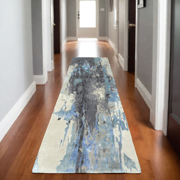 Homeroots 4' Inviting Blue Abstract Hand-tufted Area Rug For Stylish Living Spaces - Enhance Your Home Decor 8' Runner Wool Blend 575812