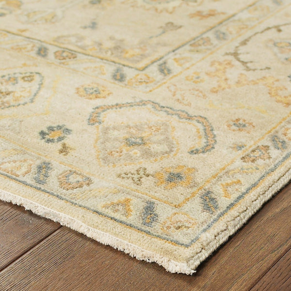 HomeRoots 6' Hand-Knotted Beige and Gray Wool Oriental Area Rug – Timeless Elegance for Any Room Decor 6' X 9' 575819
