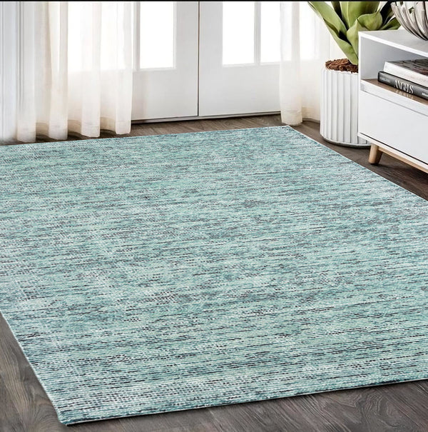 Homeroots 5' Hand Tufted Area Rug In Blue And Teal - Enhance Your Space With Comfort And Style Today! 5' X 8' Wool Blend 575845