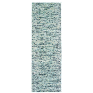 HomeRoots 5' Hand-Tufted Area Rug in Rich Blue and Teal Hues: Plush Comfort and Modern Style for Any Room 8' Runner 575847