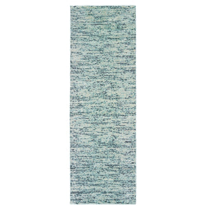 Homeroots 5' Hand Tufted Area Rug In Blue And Teal - Enhance Your Space With Comfort And Style Today! 8' Runner Wool Blend 575847