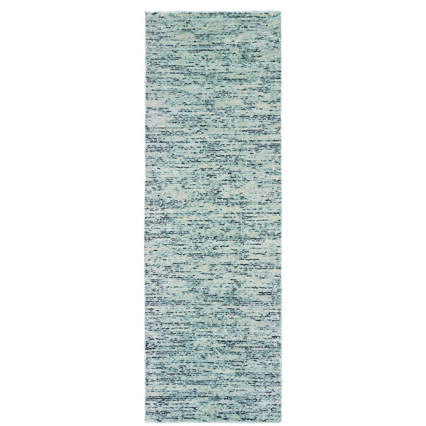 Homeroots 5' Hand Tufted Area Rug In Blue And Teal - Enhance Your Space With Comfort And Style Today! 8' Runner Wool Blend 575847