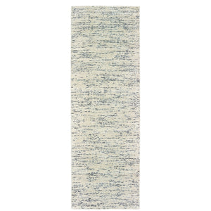 HomeRoots 5' Hand-Tufted Area Rug in Rich Blue and Teal Hues: Plush Comfort and Modern Style for Any Room 8' Runner 575850