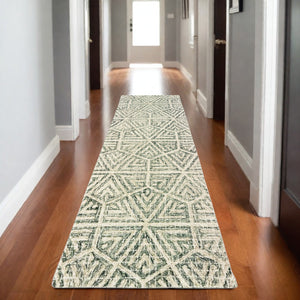 Homeroots 5' Elegant Gray And Ivory Geometric Hand-tufted Wool Area Rug For Stylish Home Décor Enhancement 8' Runner Wool 575871