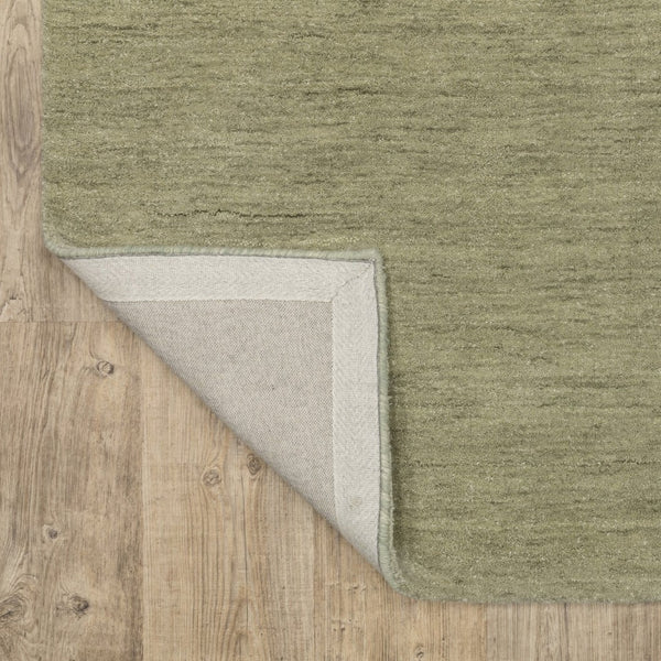 HomeRoots 5' Hand-Tufted Wool Area Rug in Teal and Blue - Cozy, Durable Design for Any Room or Space 6' X 9' 575889