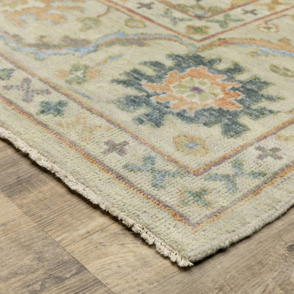Homeroots 2' Hand Knotted Beige And Green Wool Oriental Area Rug With Fringe For Timeless Home Elegance 6' X 9' Wool 575892