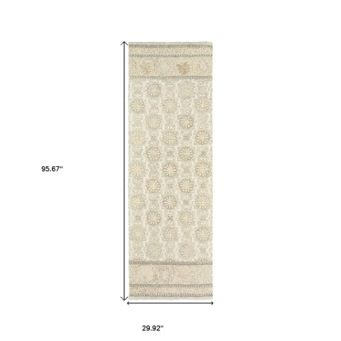Homeroots 4' Elegant Hand-tufted Wool Floral Area Rug In Ash Gray - Perfect For Enhancing Your Living Space 8' Runner Wool 575978