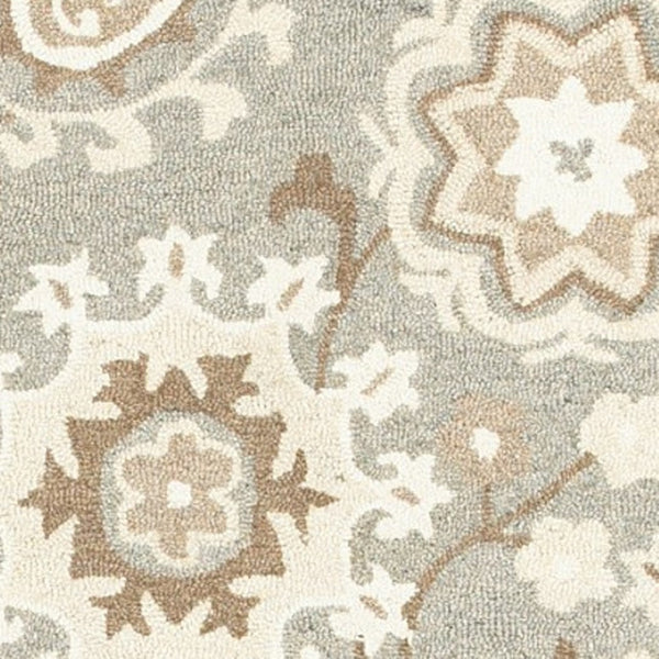 Homeroots 4' Gray Floral Hand-tufted Wool Area Rug - Elegant Design To Elevate Your Living Space Decor 5' X 8' Wool 575979