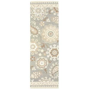 HomeRoots 4' Elegant Gray and Sand Floral Hand-Tufted Wool Area Rug for Timeless Home Décor and Comfort 8' Runner 575980