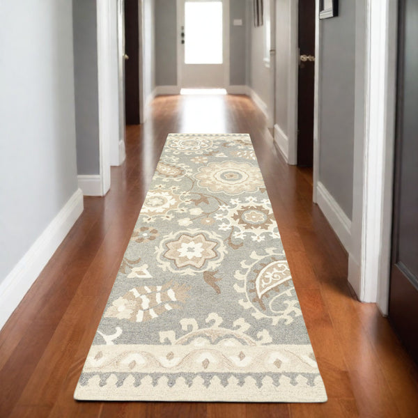 Homeroots 4' Gray Floral Hand-tufted Wool Area Rug - Elegant Design To Elevate Your Living Space Decor 8' Runner Wool 575980
