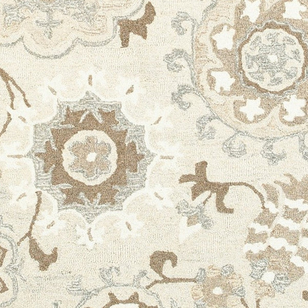 Homeroots 4' Ivory Floral Hand-tufted Area Rug - Elegant Wool Design For Cozy, Neutral Home Decor Solutions 5' X 8' Wool 575983