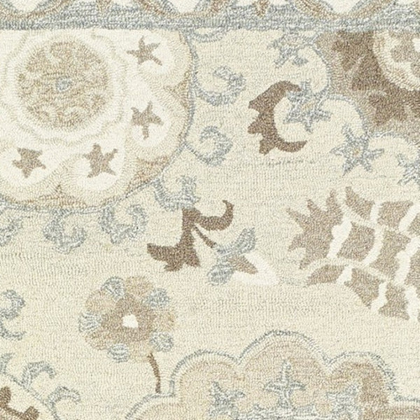 Homeroots 4' Ivory Floral Hand-tufted Area Rug - Elegant Wool Design For Cozy, Neutral Home Decor Solutions 8' Runner Wool 575984