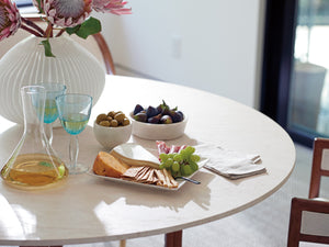 Lexington Tommy Bahama Home Woodard 60-inch Marble Top Dining Table With Carved Base - Elegant Palm Desert Style For Your Home Sonoran  575-875c