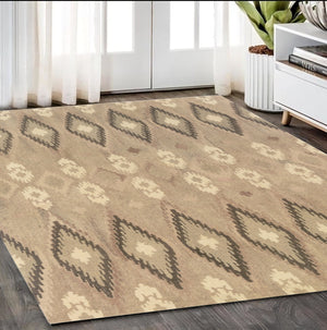 Homeroots 4' Beige Wool Abstract Hand-tufted Area Rug - Stylish, Artistic Design Perfect For Any Home Decor 5' X 8' Wool 576028