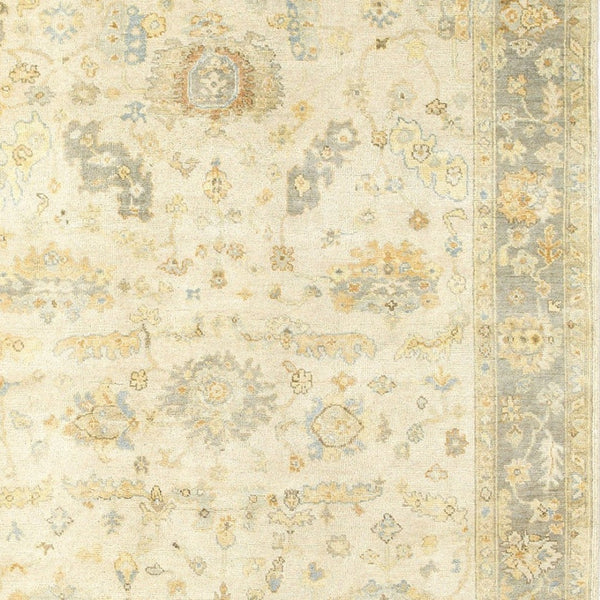 HomeRoots 6' Hand-Knotted Wool Oriental Area Rug in Beige and Gray – Timeless Elegance for Any Space 8' X 10' 576045