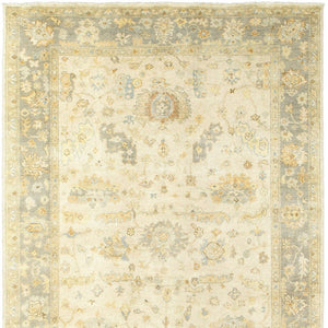 HomeRoots 6' Hand-Knotted Wool Oriental Area Rug in Beige and Gray – Timeless Elegance for Any Space 8' X 10' 576045