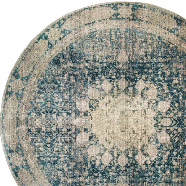 Homeroots 4' Ivory Oriental Area Rug – Distressed Design For A Timeless Touch In Any Home Décor Space 7'10" Round Polypropylene,Polyester 576049