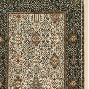 Homeroots 4' Ivory Medallion Area Rug With Fringe – Stain Resistant, Stylish Design For Any Home Decor 10' Runner Polypropylene 576057