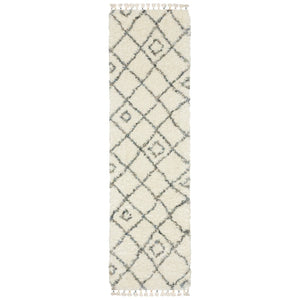 HomeRoots 5' Ivory Gray and Tan Diamond Shag Area Rug with Fringe - Plush, Stain-Resistant Luxury for Homes 8' Runner 576085
