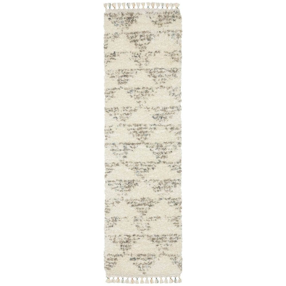 HomeRoots 5' Ivory and Green Geometric Shag Area Rug with Fringed Edges – Soft, Durable, Stylish Comfort for Any Space 8' Runner 576087